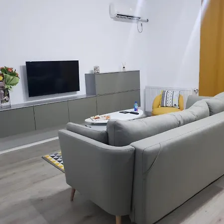 Lemon Pepper Mamaia Nord דירה *